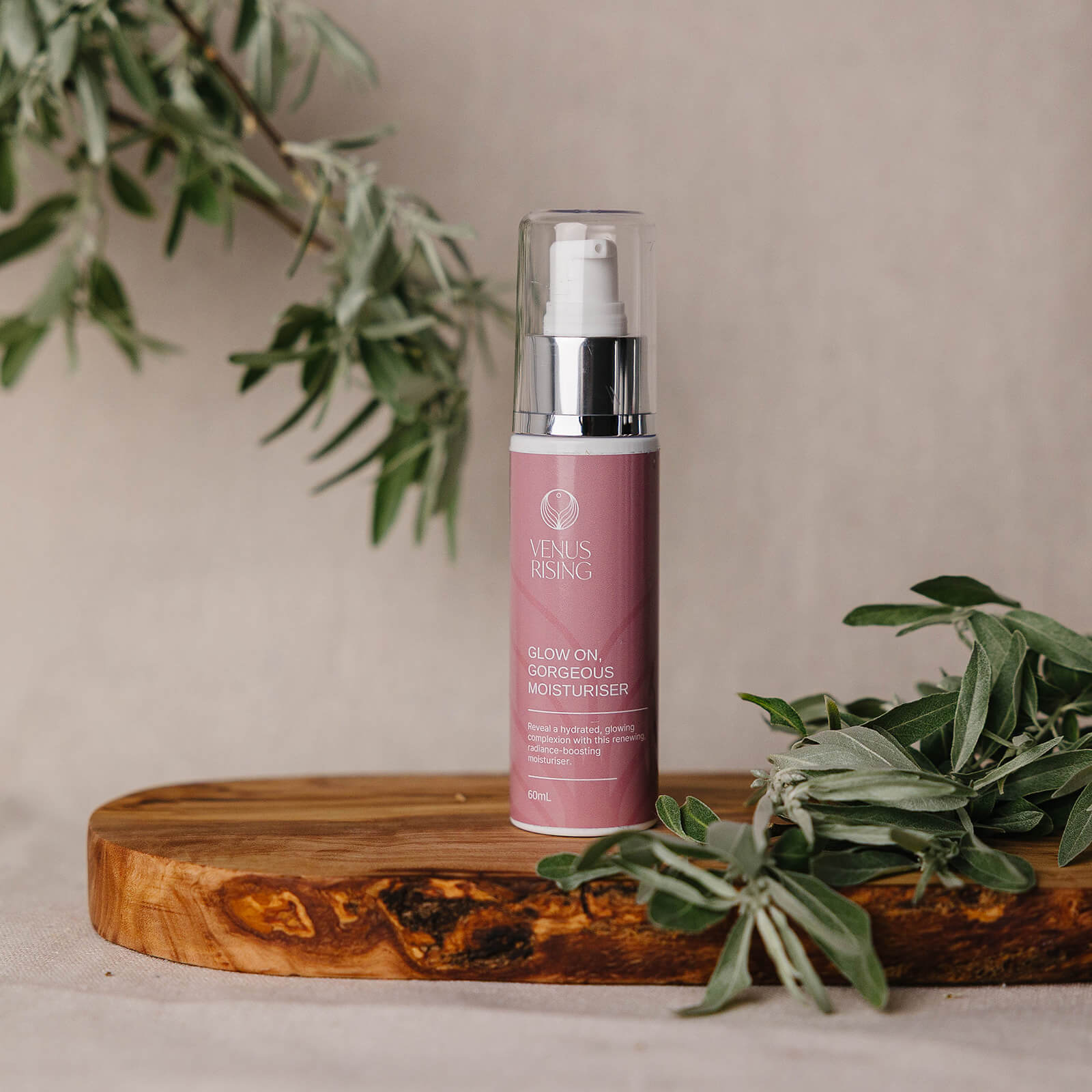 Glow On, Gorgeous Moisturiser
